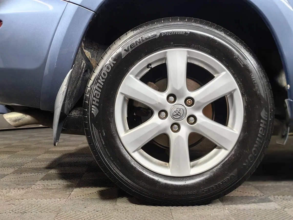 Toyota RAV4 2.4 CVT AWD (170 л.с.) Синий в АВИЛОН. Слайд №9