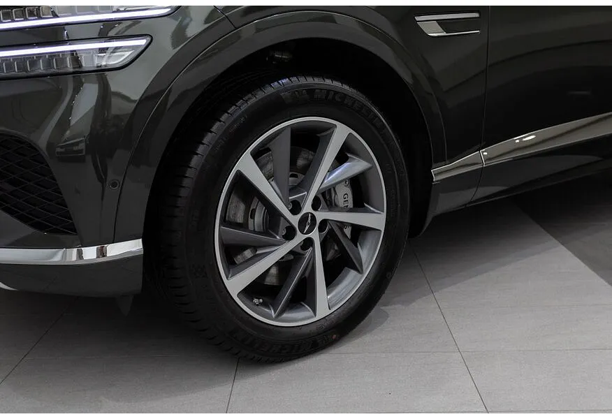 Genesis GV80 2.5 T-GDI 8AT 4WD (249 л.с.) 7 мест Зеленый в АВИЛОН. Слайд №16