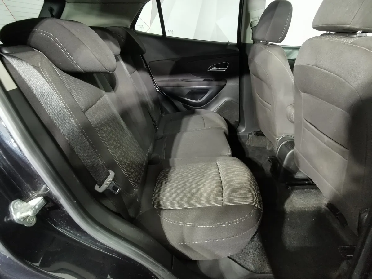 Opel Mokka 1.8 MT (140 л.с.) Черный в АВИЛОН. Слайд №15
