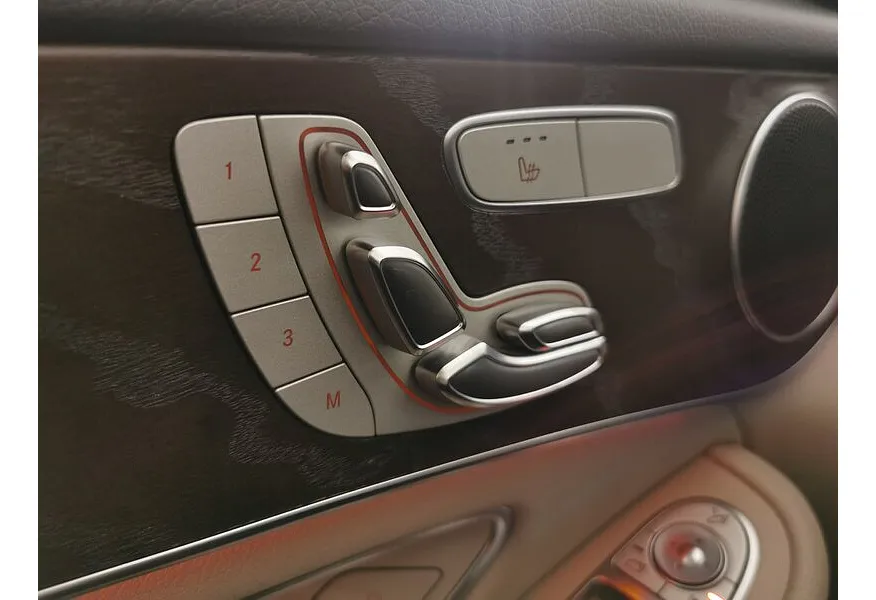 АВИЛОН - Mercedes-Benz GLC Купе 250 9G-TRONIC 4MATIC (211 л.с.) Особая серия Красный - slide 17
