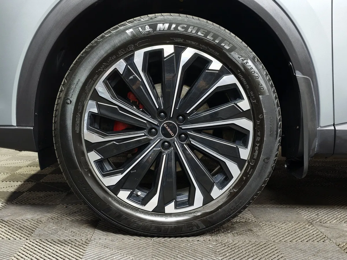 EXEED RX 2.0T DCT 4WD (249 л.с.) Platinum Серый в АВИЛОН. Слайд №9