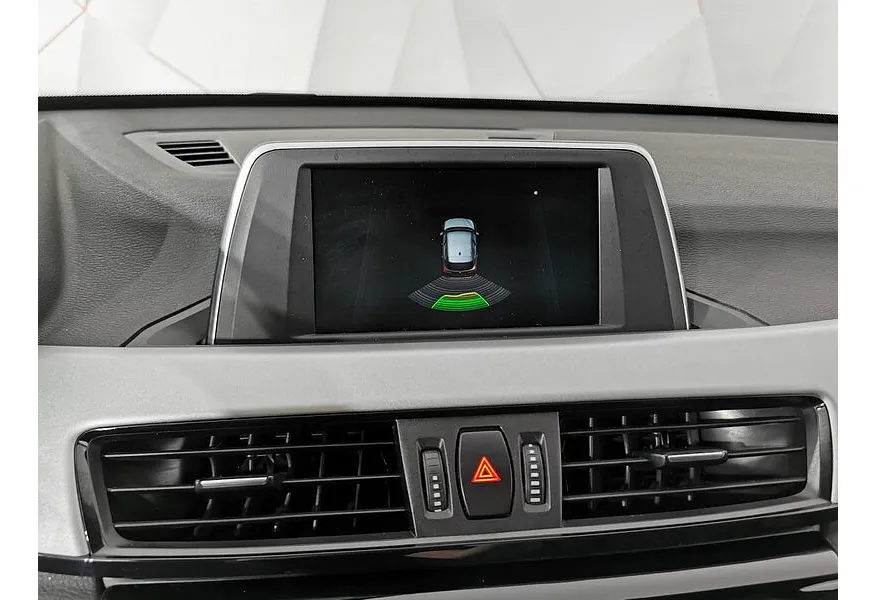 BMW X1 18i sDrive AT (136 л.с.) Advantage Белый в АВИЛОН. Слайд №16