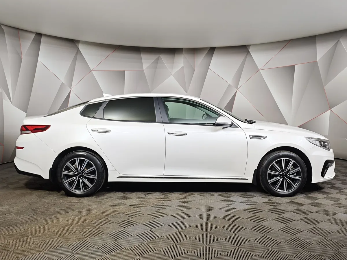 Kia Optima 2.0 MPI AT (150 л.с.) Белый в АВИЛОН. Слайд №6