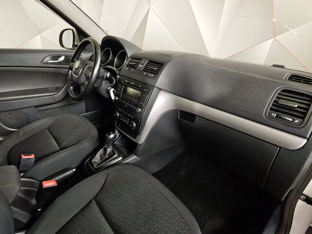 Skoda Yeti 1.2 TSI DSG (105 л.с.) Active Белый в АВИЛОН. Слайд №13