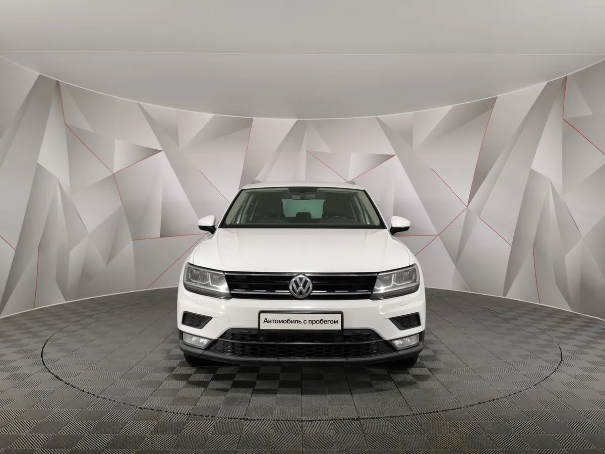 Volkswagen Tiguan 1.4 TSI BlueMotion DSG (150 л.с.) Avenue Белый в АВИЛОН. Слайд №7