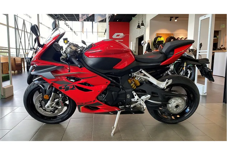 LIVE. Слайд №3