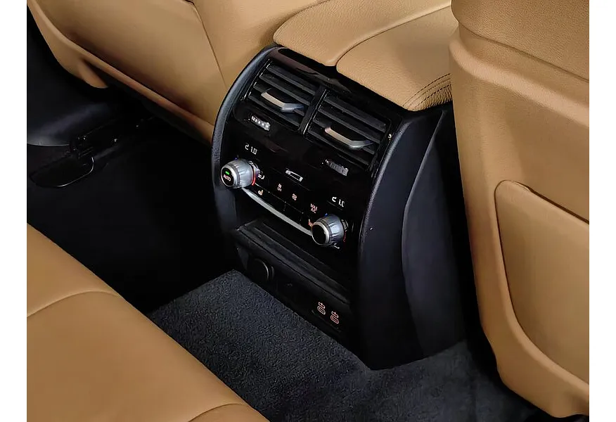 BMW 5 серия 520i Steptronic (184 л.с.) Синий в АВИЛОН. Слайд №20