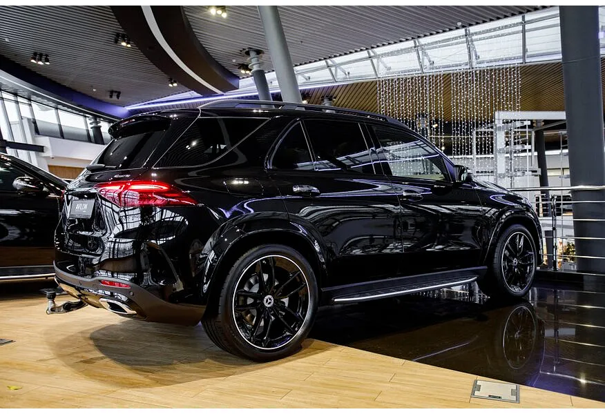 Mercedes-Benz GLE 450d 4MATIC 9G-TRONIC (367 л.с.) Черный в АВИЛОН. Слайд №8