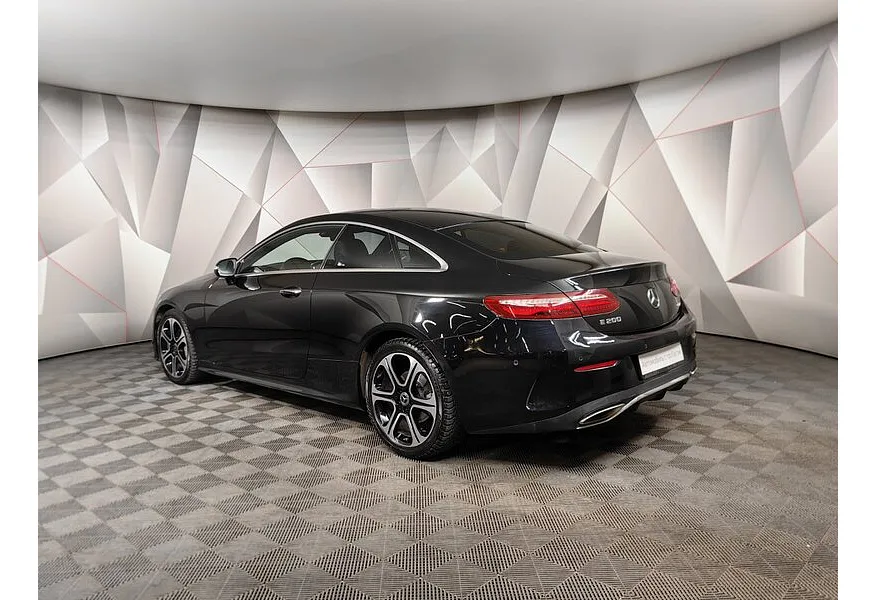 Mercedes-Benz E-Класс E 200 4MATIC G-TRONIC (184 л.с.) Sport Черный в АВИЛОН. Слайд №4