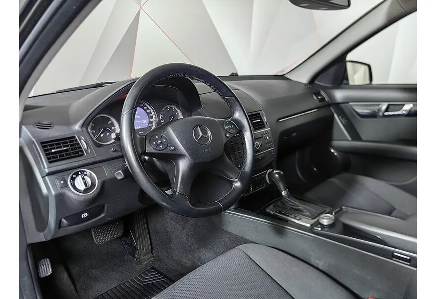 Mercedes-Benz C-Класс C 180 CGI BlueEFFICIENCY AT (156 л.с.) Черный в АВИЛОН. Слайд №19