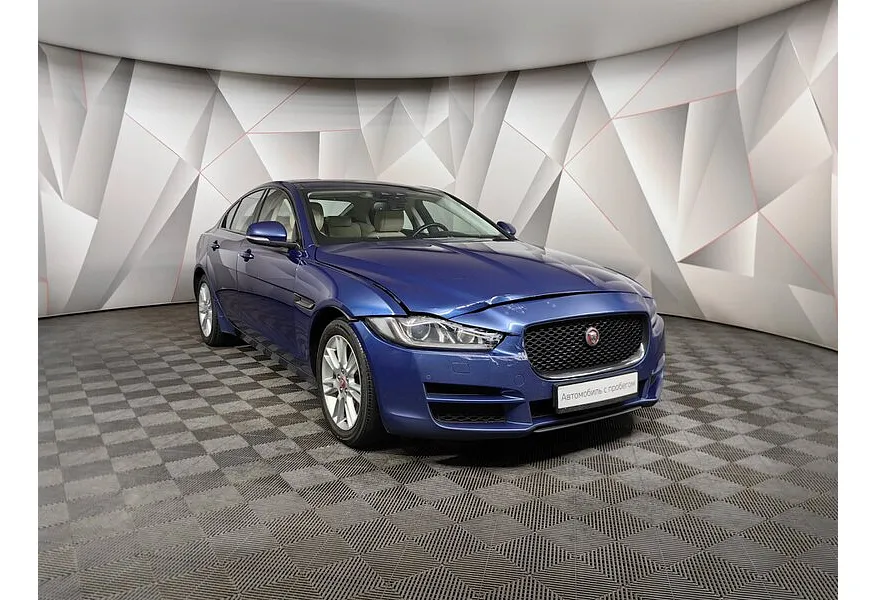 Jaguar XE 2.0 D AT AWD (180 л.с.) S Синий в АВИЛОН. Слайд №3