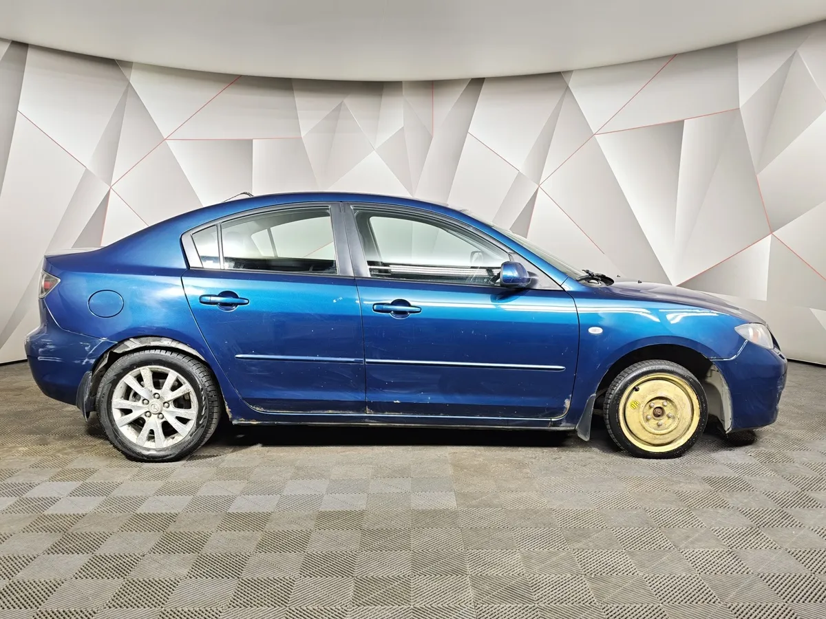 Mazda 3 1.6 AT (105 л.с.) Зеленый в АВИЛОН. Слайд №6