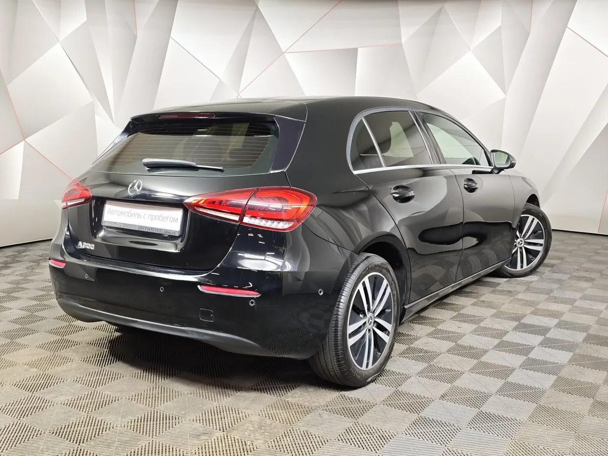 Mercedes-Benz A-Класс A 200 7G-DCT (150 л.с.) Style Черный в АВИЛОН. Слайд №2