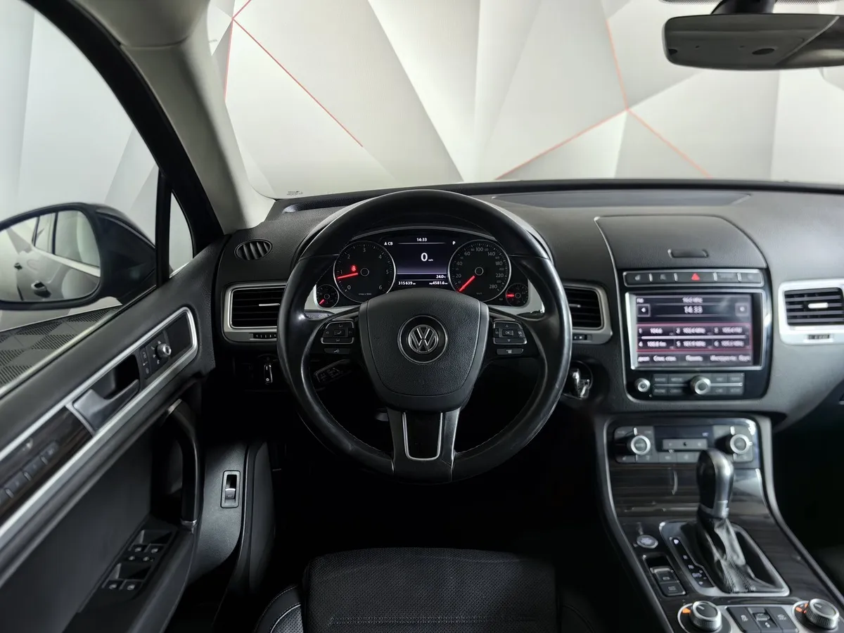 Volkswagen Touareg 3.0 TDI Tiptronic 4Motion (245 л.с.) Черный в АВИЛОН. Слайд №20