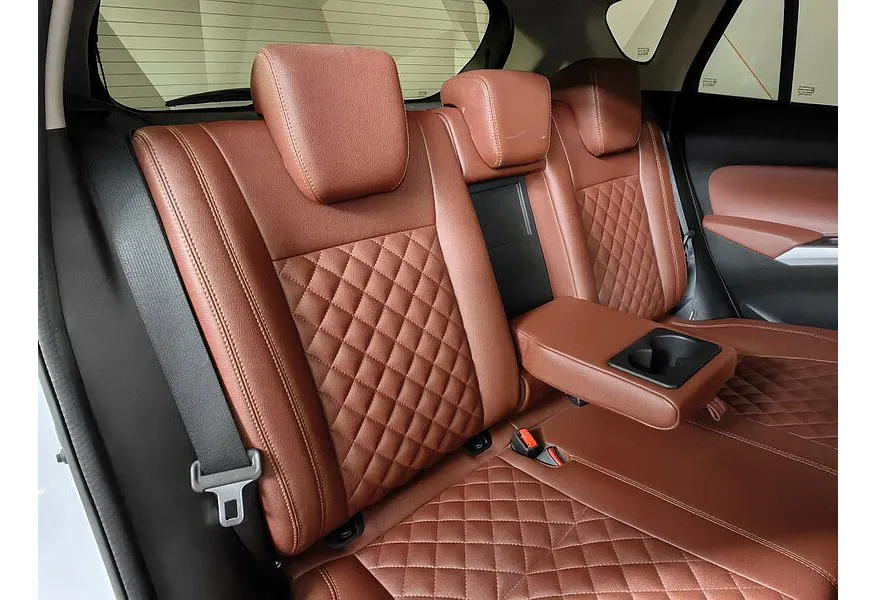 Suzuki SX4 1.6 CVT (117 л.с.) Белый в АВИЛОН. Слайд №17