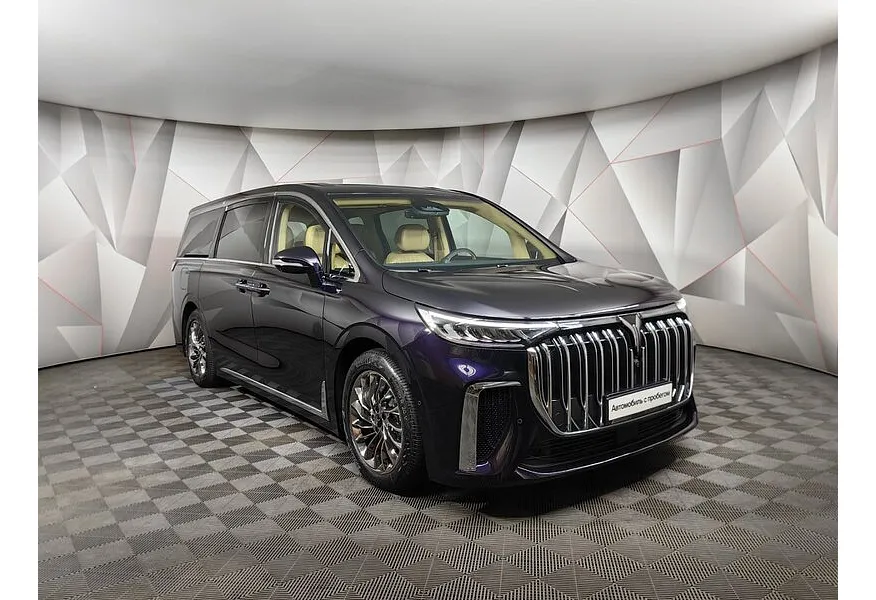 Voyah Dreamer EV AT AWD (435 л.с.) Фиолетовый в АВИЛОН. Слайд №3