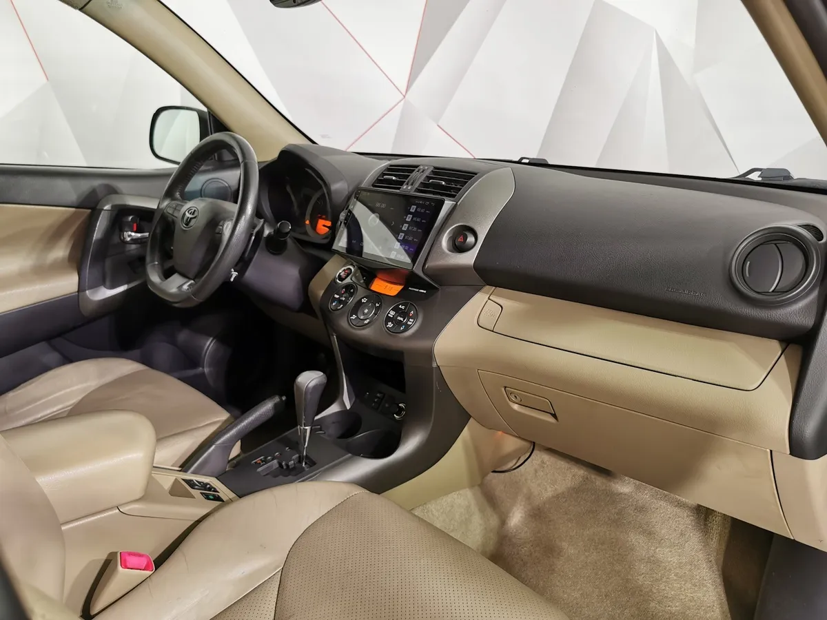 Toyota RAV4 2.0 AT (152 л.с.) Черный в АВИЛОН. Слайд №12