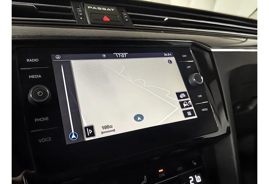 Volkswagen Passat 1.4 TSI BlueMotion DSG (150 л.с.) Highline Черный в АВИЛОН. Слайд №22