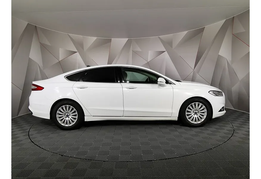 Ford Mondeo 2.5 AT (149 л.с.) Trend Белый в АВИЛОН. Слайд №6