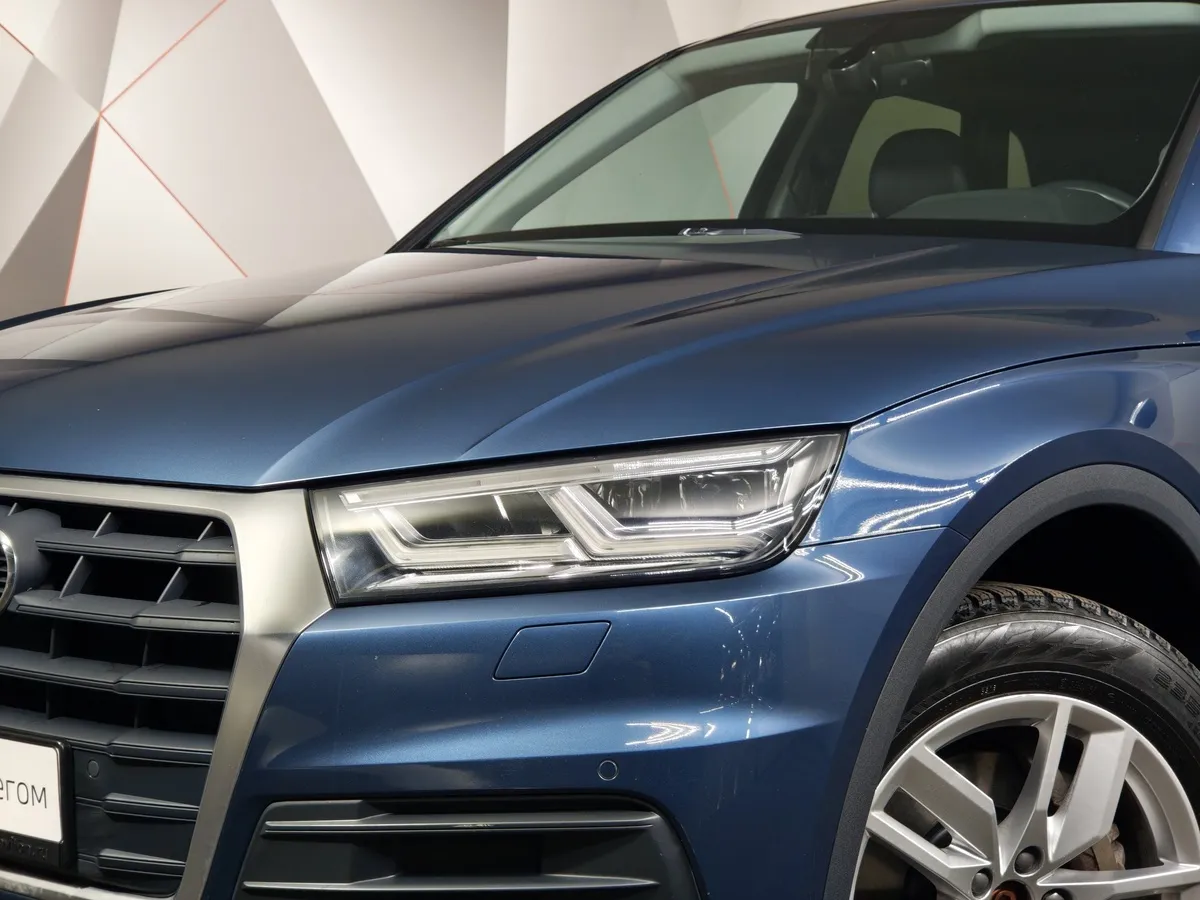 Audi Q5 2.0 TFSI S tronic quattro (249 л.с.) Синий в АВИЛОН. Слайд №10