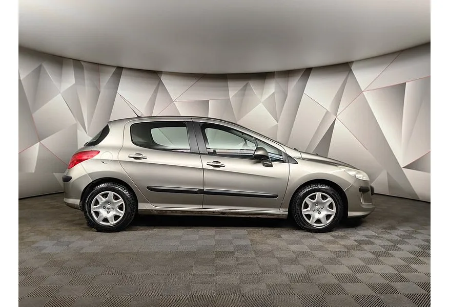 Peugeot 308 1.6 AT (120 л.с.) Бежевый в АВИЛОН. Слайд №6