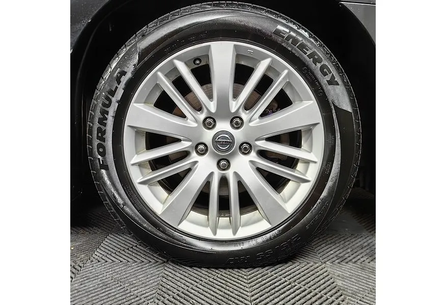 LIVE. Слайд №15