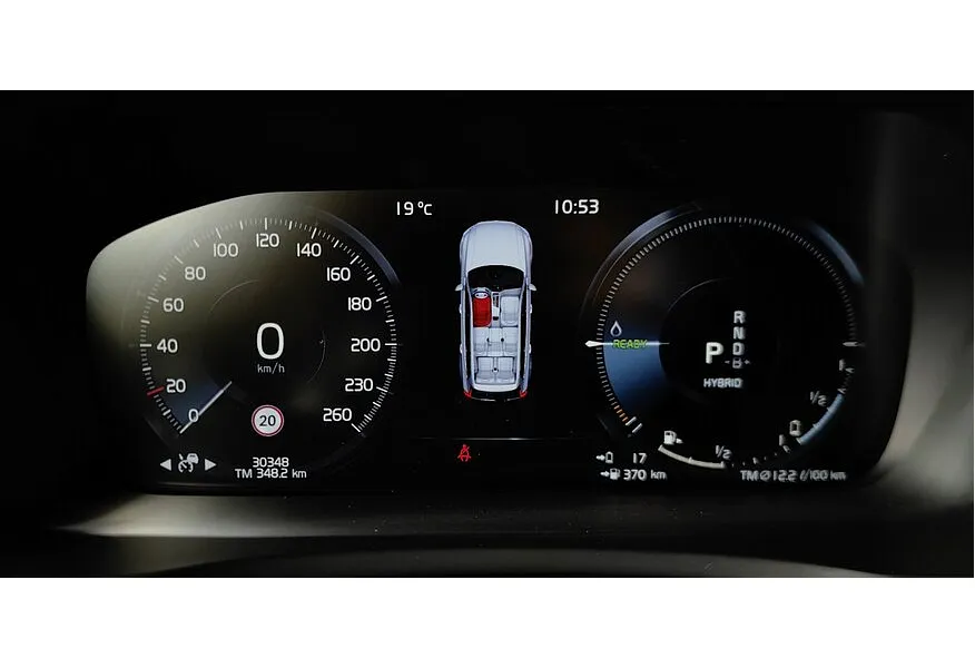 Volvo XC90 2.0 T5 Drive-E AT AWD (7 мест) (249 л.с.) Momentum Белый в АВИЛОН. Слайд №22