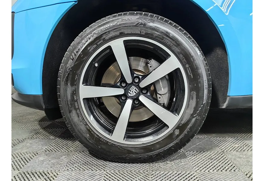 Porsche Macan 2.0 TFSI AMT 4WD (265 л.с.) R4 Голубой в АВИЛОН. Слайд №9
