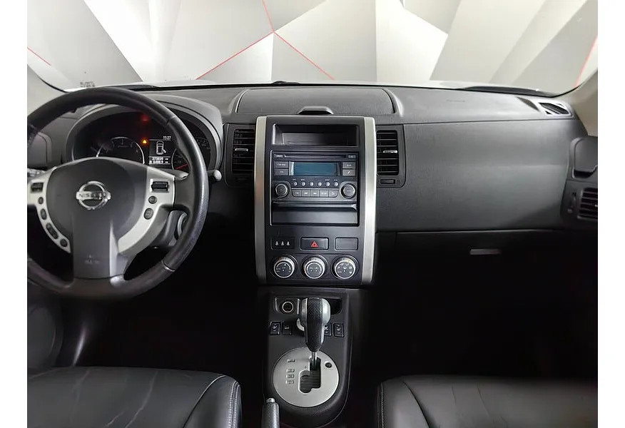 Nissan X-Trail 2.5 CVT AWD (171 л.с.) LE Top Серебристый в АВИЛОН. Слайд №13