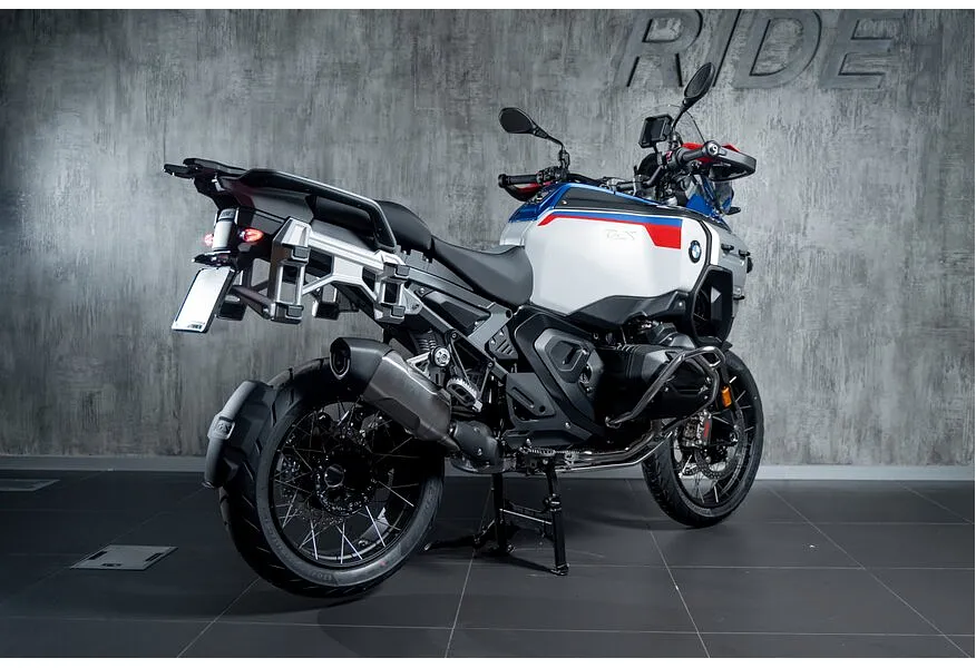 АВИЛОН - BMW Motorrad R 1300 GS Adventure R 1300 GS Adventure 1300 см³ (145) 1300 Синий - slide 5
