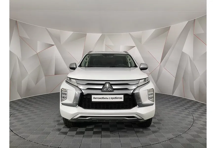 АВИЛОН - Mitsubishi Pajero Sport 3.0 AT AWD (209 л.с.) Ultimate Белый - slide 4