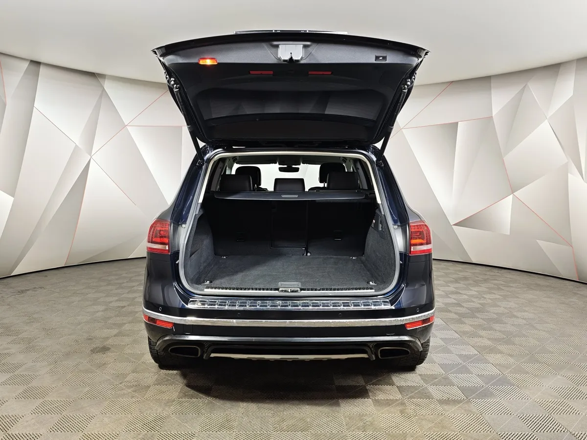 Volkswagen Touareg 3.6 FSI Tiptronic 4Motion (249 л.с.) V6 FSI Синий в АВИЛОН. Слайд №12