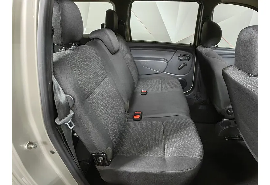 ВАЗ (Lada) Largus 1.6 MT 16 кл (5 мест) (105 л.с.) Серый в АВИЛОН. Слайд №15