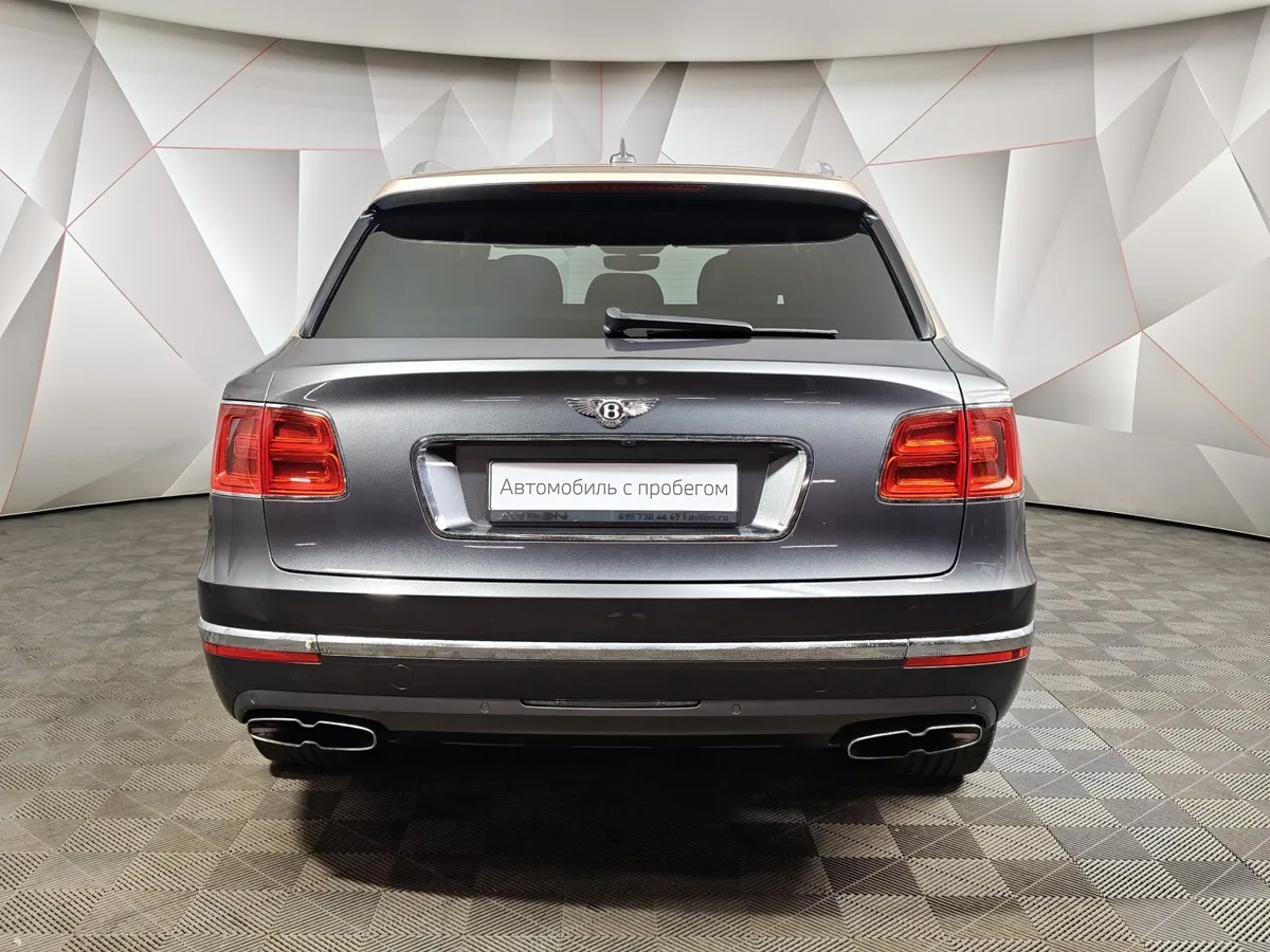 Bentley Bentayga 4.0 AT AWD (550 л.с.) Серый в АВИЛОН. Слайд №8