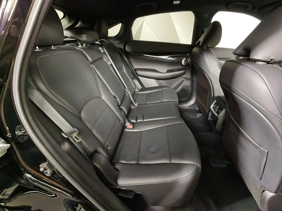 Infiniti QX55 2.0 CVT AWD (249 л.с.) Черный в АВИЛОН. Слайд №16