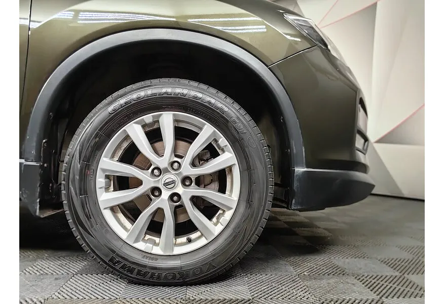 Nissan X-Trail 2.0 CVT AWD (141 л.с.) Зеленый в АВИЛОН. Слайд №18