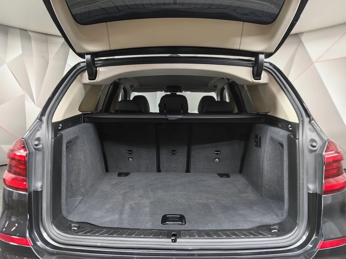BMW X3 xDrive20i AT (184 л.с.) Urban Серый в АВИЛОН. Слайд №9