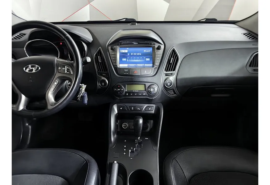 Hyundai ix35 2.0 AT 4WD (150 л.с.) Travel Коричневый в АВИЛОН. Слайд №15