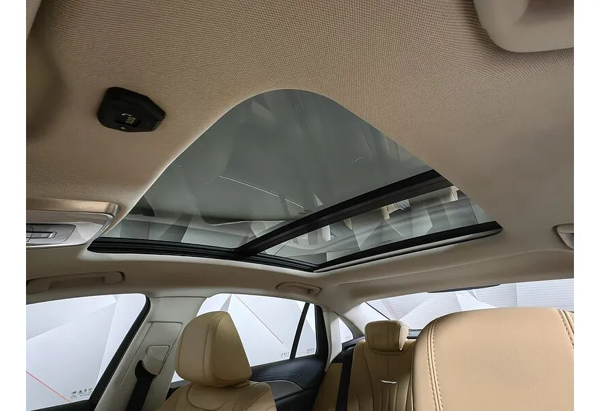 Hongqi H5 2.0 AT (218 л.с.) Comfort Plus Черный в АВИЛОН. Слайд №22