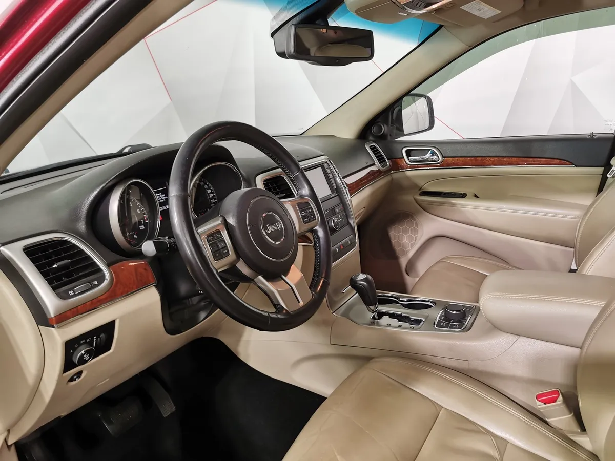 Jeep Grand Cherokee 3.6 AT (286 л.с.) Limited Красный в АВИЛОН. Слайд №19