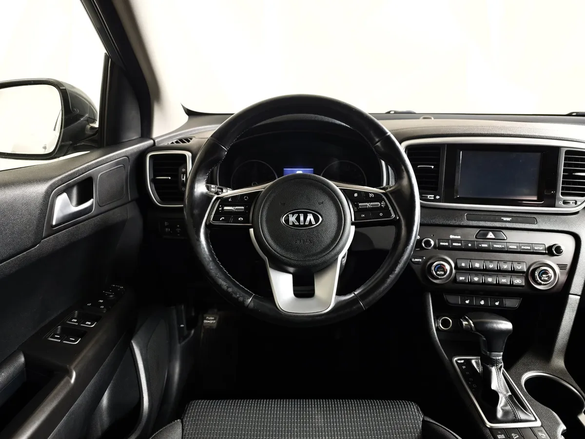 Kia Sportage 2.0 MPI AT 4WD (150 л.с.) Luxe Серебристый в АВИЛОН. Слайд №19