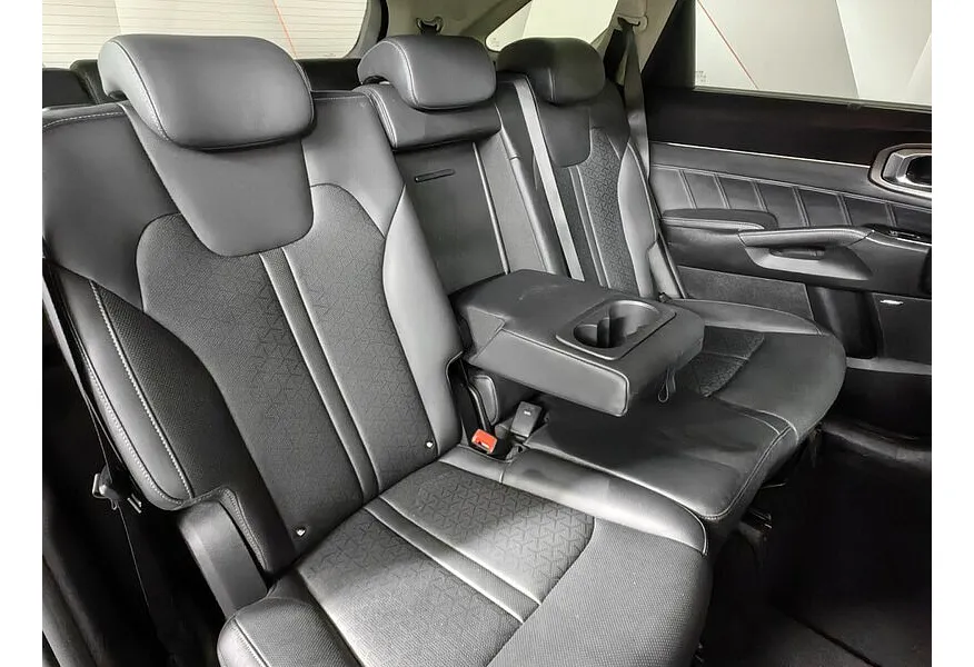 Kia Sorento 2.2 CRDi 4WD DCT (199 л.с.) Prestige Черный в АВИЛОН. Слайд №17