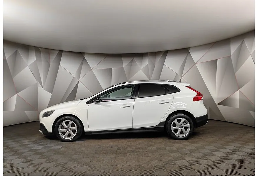 LIVE. Слайд №3