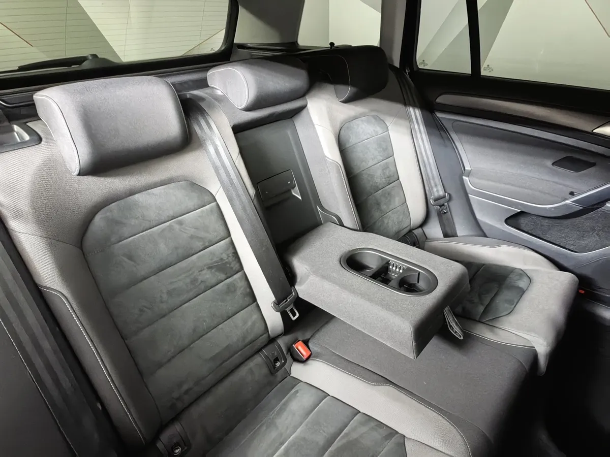 Volkswagen Golf E AT (115 л.с.) Синий в АВИЛОН. Слайд №17