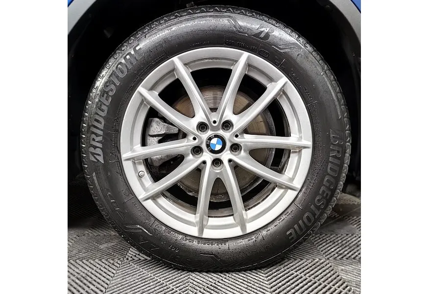 BMW X3 xDrive20i AT (184 л.с.) Base Локальная сборка Синий в АВИЛОН. Слайд №13