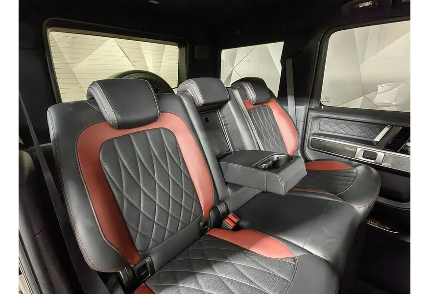 Mercedes-Benz G-Класс G 63 AMG Speedshift 4Matic (585 л.с.) Черный в АВИЛОН. Слайд №16