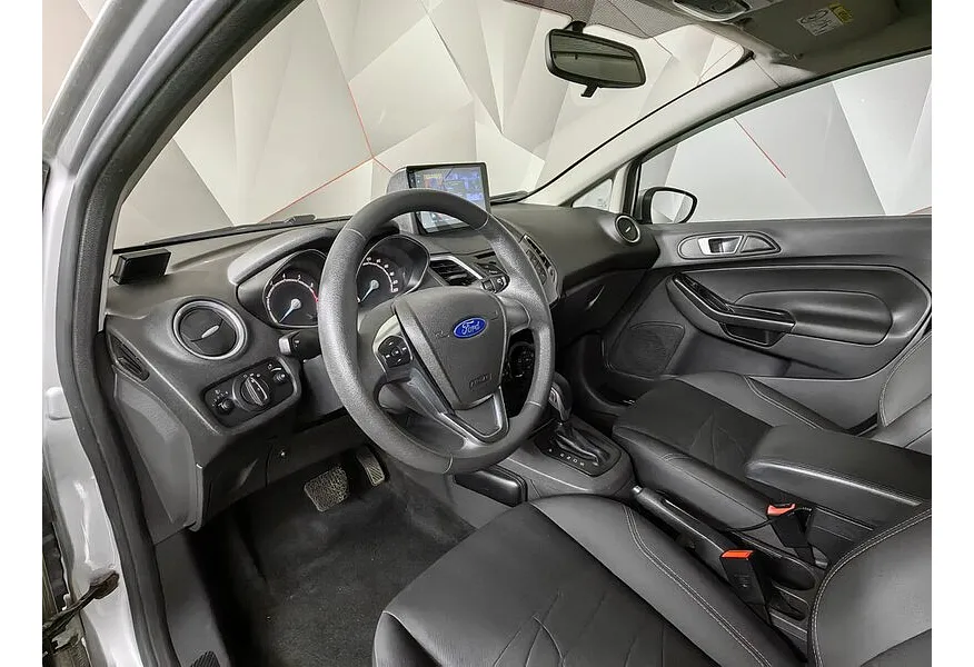 АВИЛОН - Ford Fiesta 1.6 Ti-VCT PowerShift (105 л.с.) Trend Серебристый - slide 12