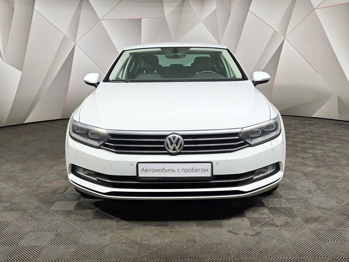 Volkswagen Passat 1.8 TSI BlueMotion DSG (180 л.с.) Highline Белый в АВИЛОН. Слайд №7