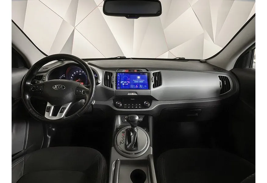 Kia Sportage 2.0 AT 4WD (150 л.с.) Luxe Серебристый в АВИЛОН. Слайд №14