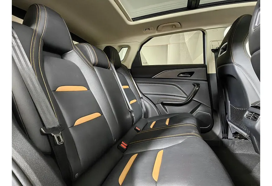 FAW Bestune T77 1.5 DCT (160 л.с.) Prestige Белый в АВИЛОН. Слайд №16